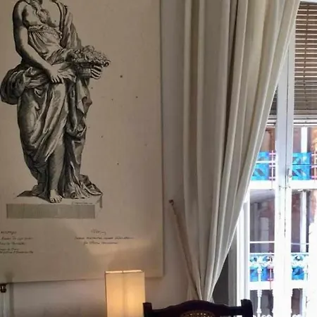 Chic E Classic Apartment