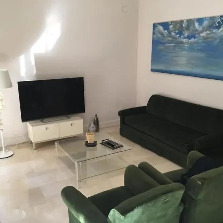Chic E Classic Apartment *