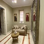 Chic E Classic Apartment